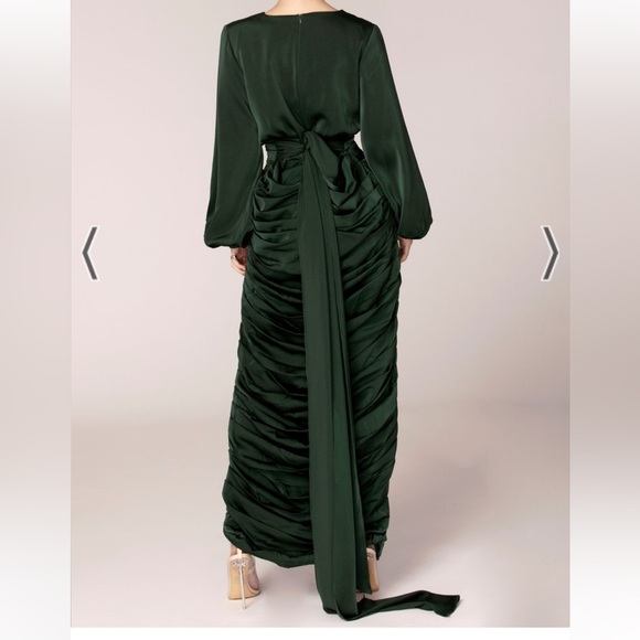 Veiled Collection Selena Rouched Dress - Picture 7 of 11